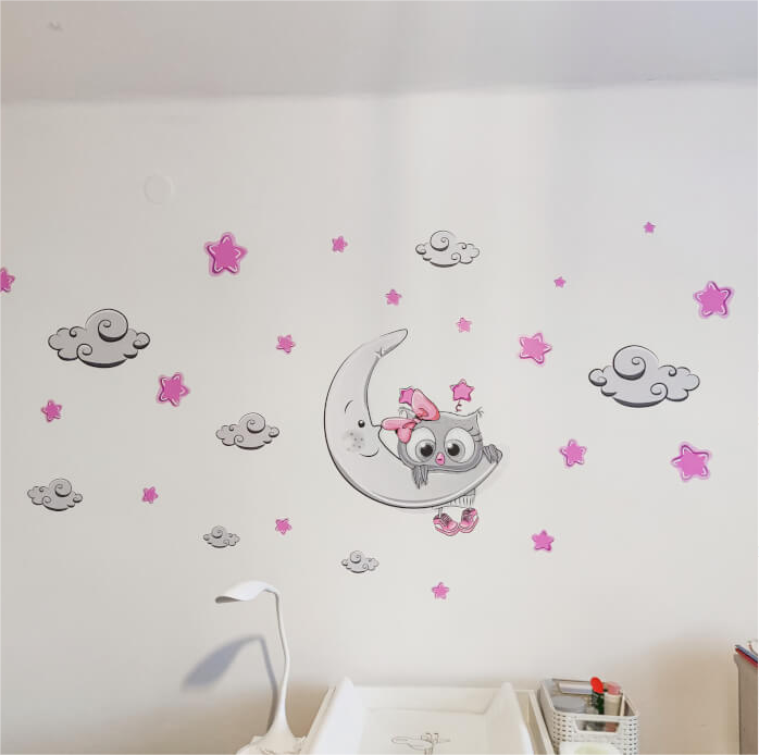 Vaikų kambario lipdukas - Rožinės pilkos spalvos pelėdos jauniklis