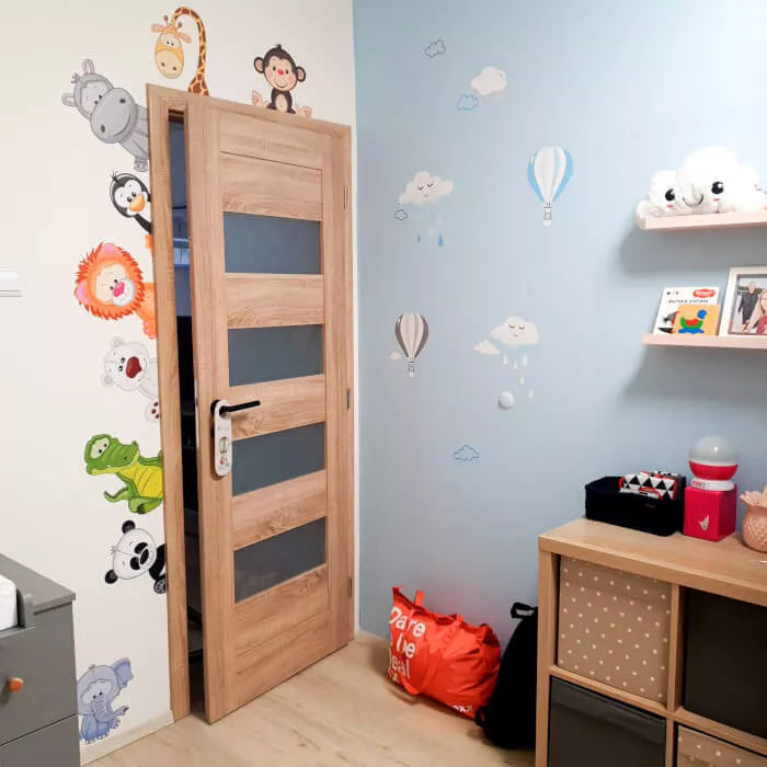 Sieninis lipdukas „Zoologijos sodo gyvūnai aplink duris“