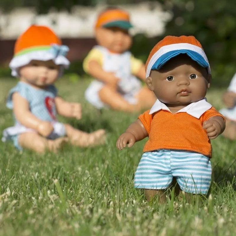 Miniland rūbai lėlėms Vasarinis kostiumėlis (21 cm.)