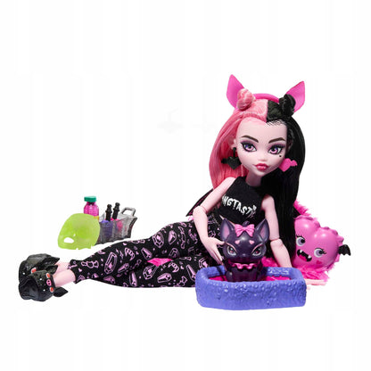 Lėlė Monstrė “Creepover Party Draculaura” Vakarėlis