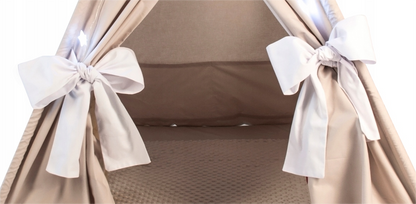 WIGWAM TIPI palapinė Kilimėlis Pagalvėlės Šviesos girlianda