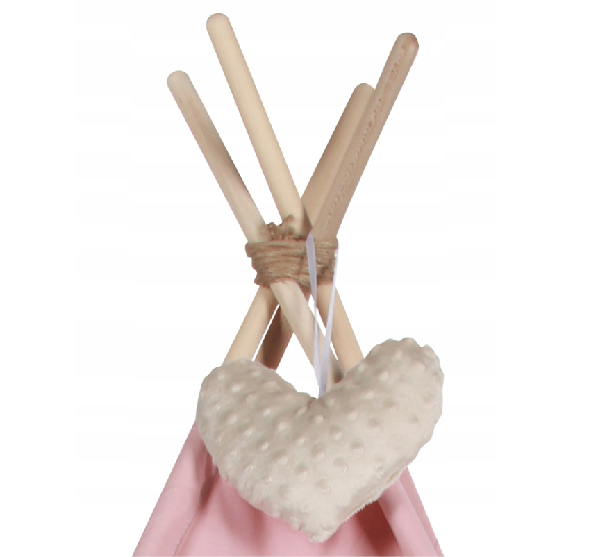 WIGWAM TIPI palapinė Kilimėlis Pagalvėlės Šviesos girlianda