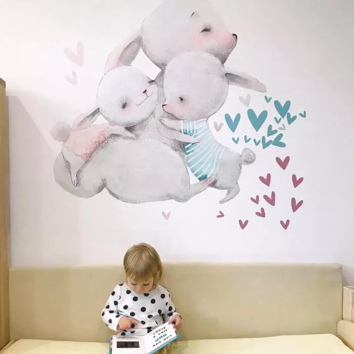 Akvarelinis sienų lipdukas - zuikučių šeima su širdelėmis