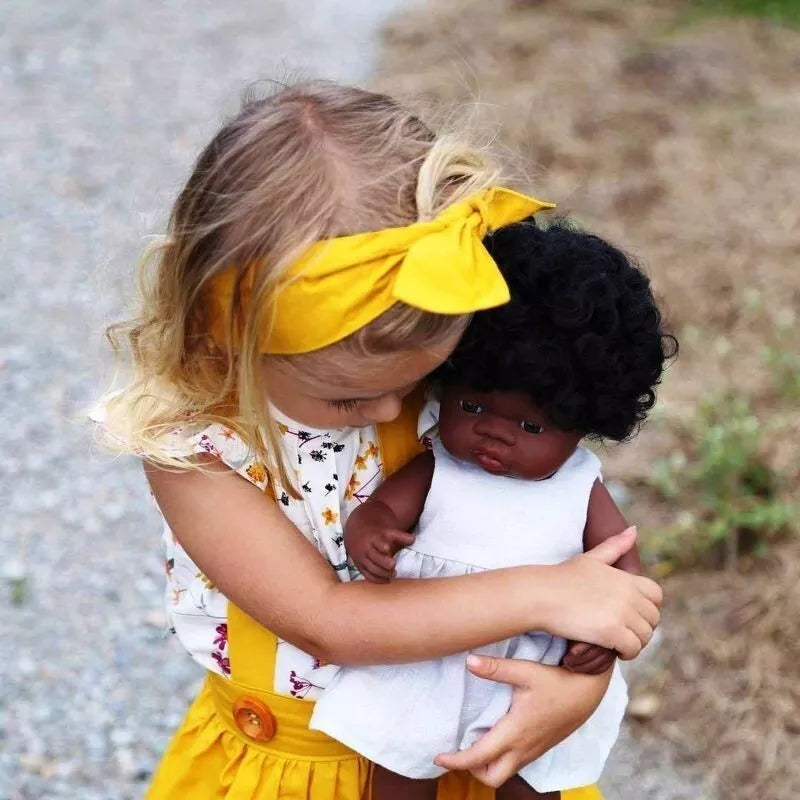 Miniland lėlė mergaitė (afroamerikieitė, 38 cm.)